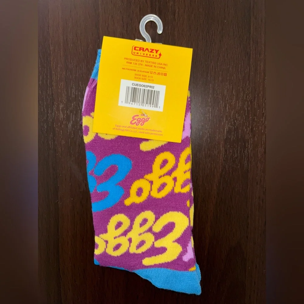 EGGO WAFFLES NOVELTY CREW SOCKS NWT MEN’S SHOE SIZE 6-13